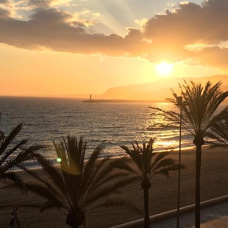 Apartamento 1ª Linea De Mar Almeria Bagian luar foto