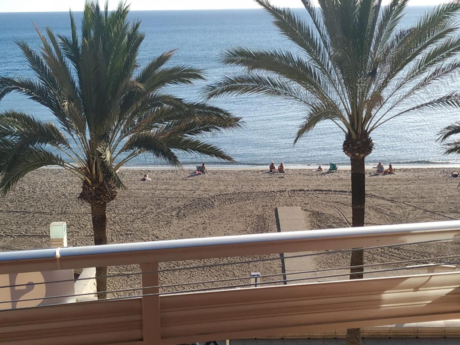 Apartamento 1ª Linea De Mar Almeria Bagian luar foto