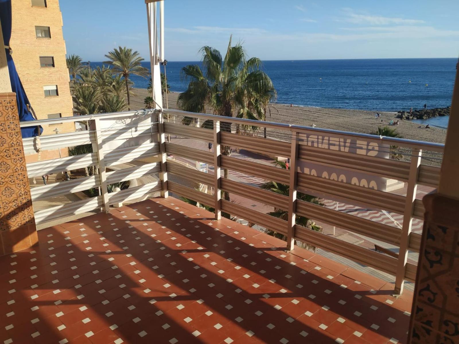 Apartamento 1ª Linea De Mar Almeria Bagian luar foto